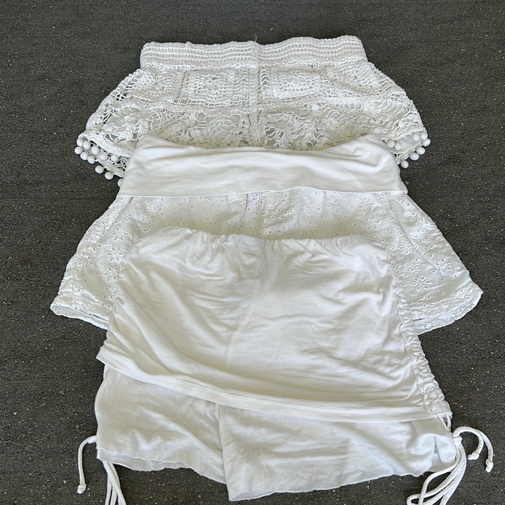 WOMENS 3 WHITE COVER UP SHORTS